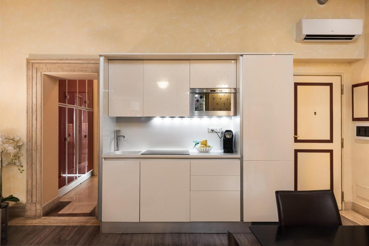 Nsm 71Viadelcorso Appartamento Con Terrazzo Roma Dış mekan fotoğraf